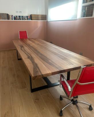 Tavolo in legno