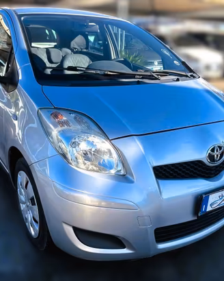 Toyota Yaris 1.4 D-4D 5 porte Sol