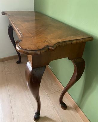 Antica consolle in noce