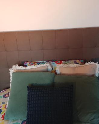 Letto una piazza e mezzo imbottito con contenitore