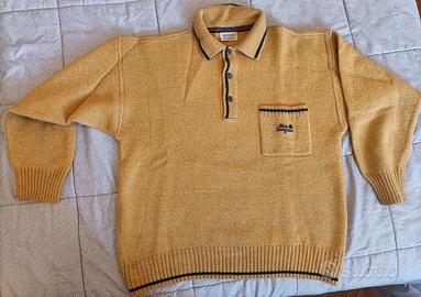 Maglione giallo di lana a polo