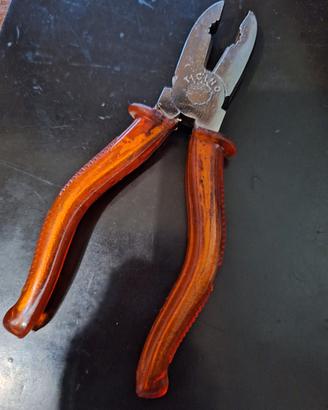 Pinza pubblicitaria  BTicino