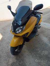 scooter TMAX 500