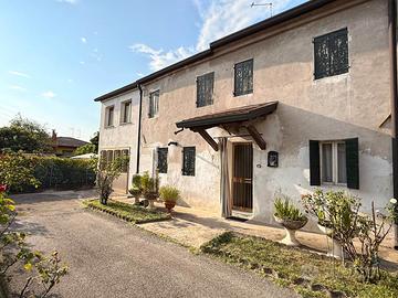 Rif.5080- villa a schiera martellago