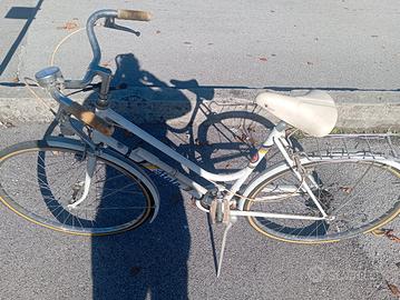 BICICLETTA DA DONNA 