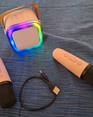 karaoke  mini senza fili con 2 microfoni bluetooth