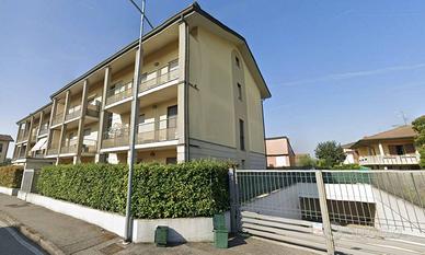 Immobile in asta di 90 m² con 3 locali e box auto 