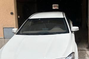 Mercedes Gla 220d 4matic premium design AMG