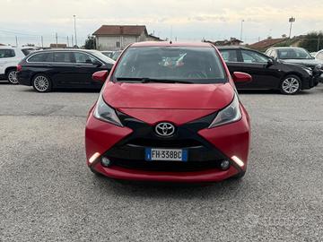 Toyota Aygo 1.0 VVT-i 69 CV 5 porte x-cool TSS
