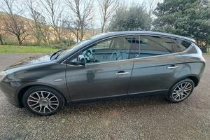 lancia delta 1.6 120cv