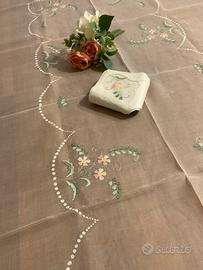 Tovaglia da tavola corredo