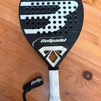 BULLPADEL VERTEX 04 Light X Series 2026