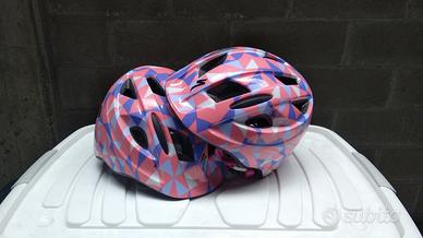 Casco bambina rosa Specialized gancetto magnetico