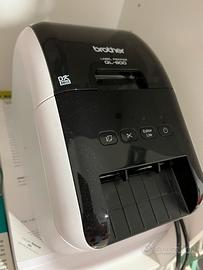 Stampante etichette Brother QL800 + 8 rotoli
