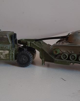 modellini militari in metallo matchbox anni 70