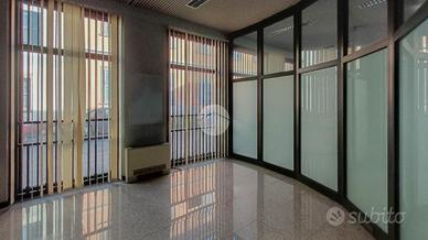 NEGOZIO A RIVOLTA D'ADDA