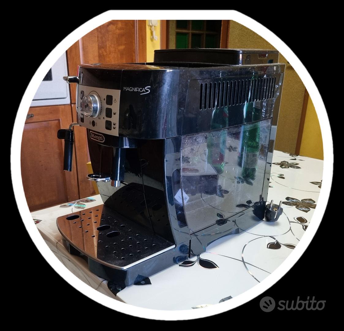 De Longhi MAGNIFICA S macchina del caffè - Elettrodomestici In vendita a  Caserta