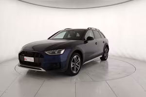 Audi A4 Allroad 40 2.0 tdi mhev Identity Contrast 