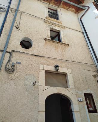 Lucoli Alto vicinanze campo felice.
