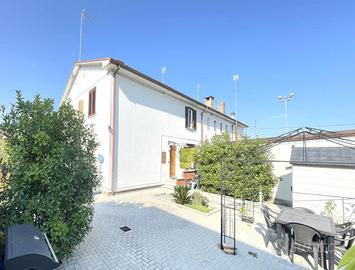 4 LOCALI A COTIGNOLA