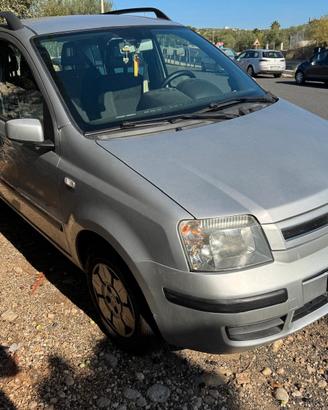 macchina Fiat Panda 