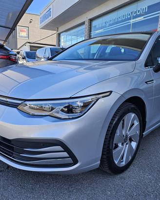 Volkswagen Golf 1.5 eTSI 130 CV DSG Style TETTO AP