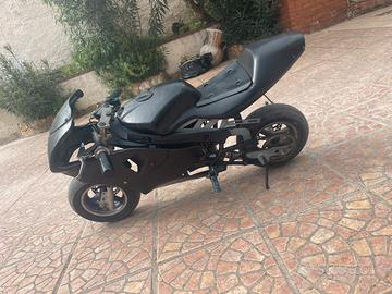 Mini moto benzina