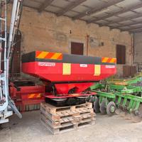 Spandiconcime Maschio modello Lampo