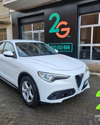 Alfa Romeo Stelvio 2.2 Turbodiesel 150 CV AT8 RWD 