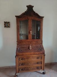Vetrina Stile Impero