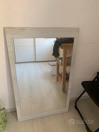 Specchio color grigio chiaro