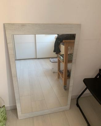 Specchio color grigio chiaro
