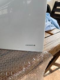 Lavabo per due rubinetti