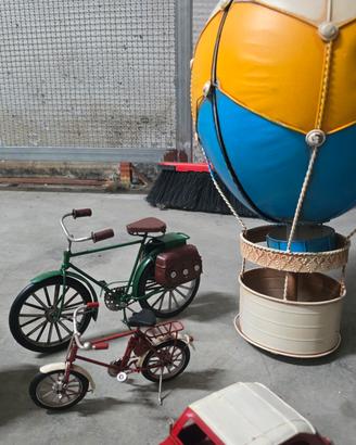 Modellini in latta fatti a mano