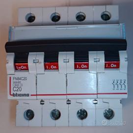 Interruttore Bticino FN84C20