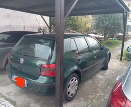 VOLKSWAGEN Golf 4ª serie - 2001