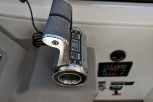 MOTORE, MANETTINE E CRUSCOTTI DIGITALI MAN