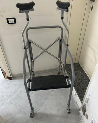 Carrello per anziani