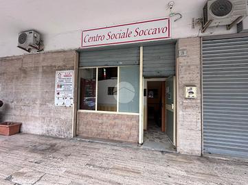 NEGOZIO A NAPOLI
