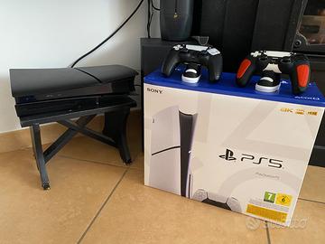 PlayStation 5 con giochi