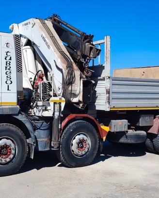Iveco 4 assi EuroTrakker Cursor 440 gru P.70000 TL