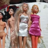 N.5 bambole varie prezzo per una