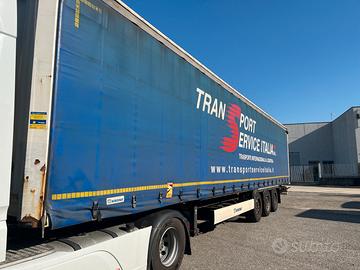 Semirimorchio centinato alla francese