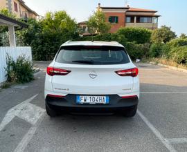 Opel Grandland 15 td