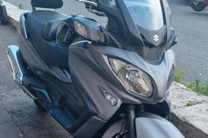 SUZUKI BURGMAN 650 