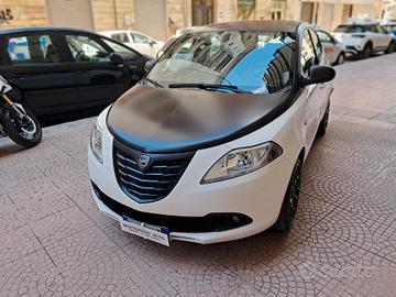 Lancia Ypsilon 1.2-GPL-MOMO DESIGN S-Euro 6490
