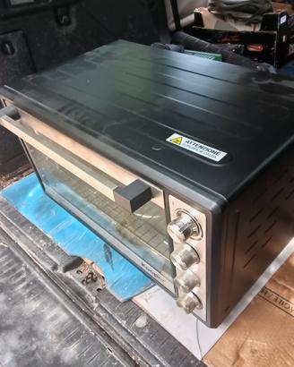 forno elettrico grande.