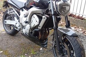 Moto Yamaha FZ6