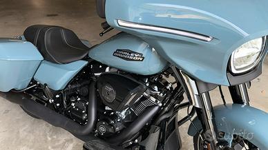 Harley Davidson Touring Street Glide 2024-9500km