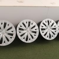 Cerchi in ferro Toyota Yaris 15 ORIGINALI 2151655